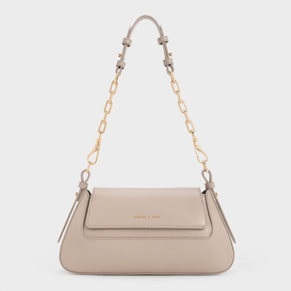 Trapeze shoulder bag in Taupe
